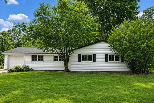 69 Hemingway Dr Photo 1