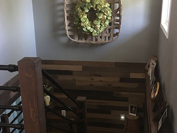 Stairwell finished basement