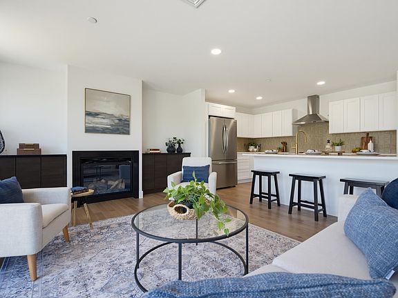 5th image of 21 Upper Ladd Hill Road #D