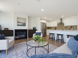 21 Upper Ladd Hill Rd #B, Meredith, NH 03253