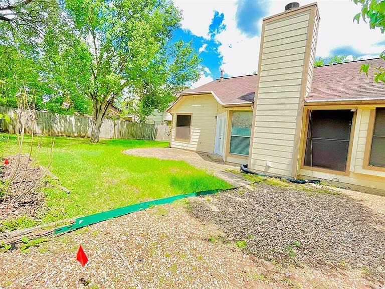 2910 Pioneer Pass — Photo 29