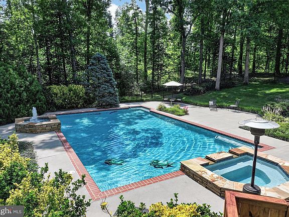 4th image of 12415 Scotts Mill Rd