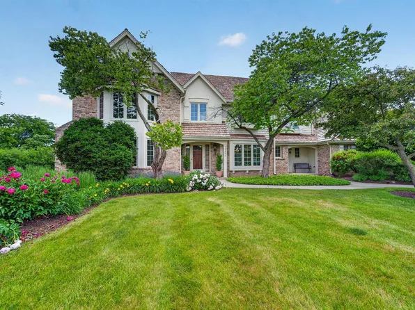 10504 N Haddonstone PLACE, Mequon, WI 53092