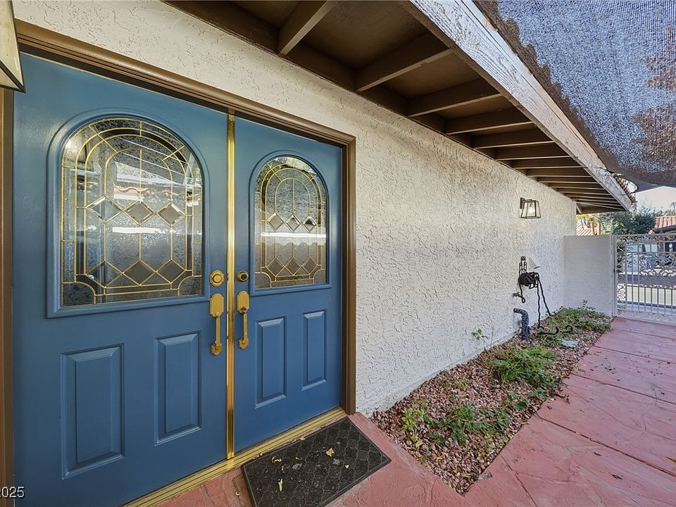 2117 Plaza De La Candela, Las Vegas, NV 89102 | MLS #2738830 | Zillow
