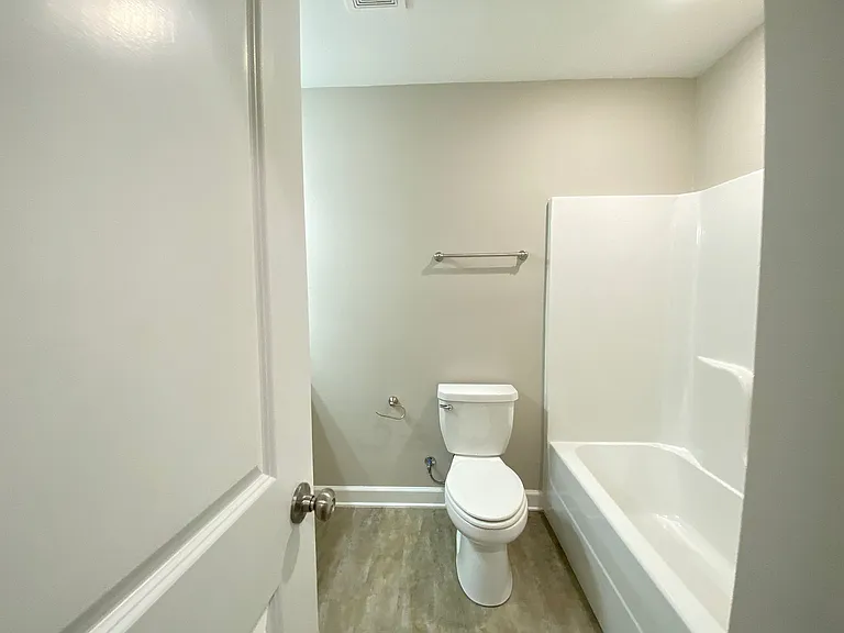 413 Sparrow Rd — Photo 7