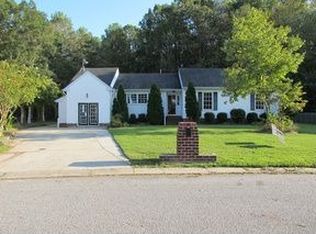 840 Haskins Dr, Suffolk, VA 23434