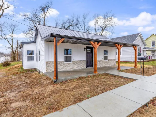 505 S Grant St, Desloge, MO 63601