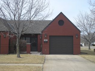 521 Tilden St, Holdrege, NE 68949