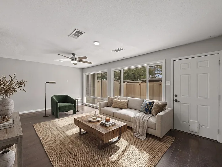2303 Briarwest Blvd #2303 — Photo 8