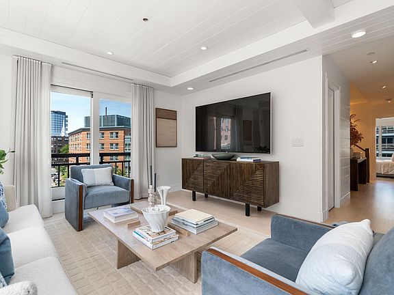 3rd image of 50 Battery St Unit 401/501