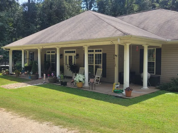 151 S Chattahoochee Dr, Hogansville, GA 30230