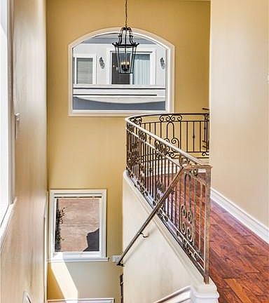 3rd image of 513 N Juanita Ave #B