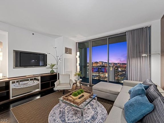 2nd image of 4381 W Flamingo Rd #5118