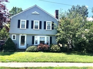 61 Alhambra Cir, Cranston, RI 02905