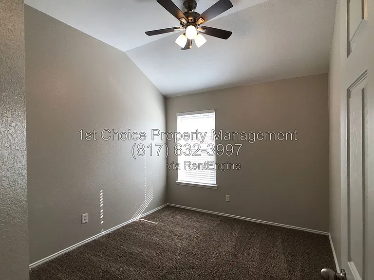 13213 Fencerow Rd — Photo 21