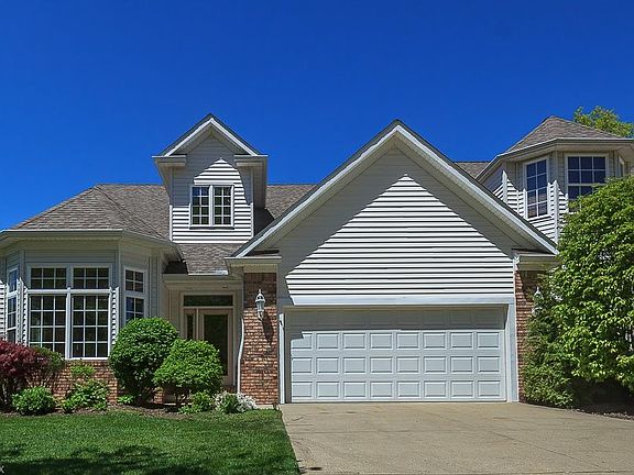 2nd image of 427 Dunbar Ln