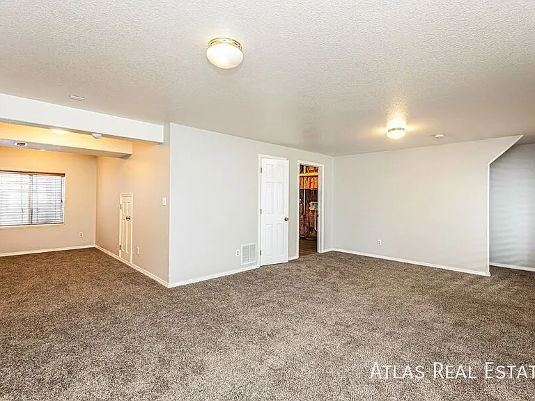 5045 Sweetgrass Ln — Photo 6