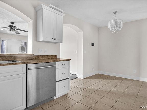 5th image of 59 Ridgeview Dr