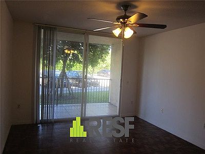 1st image of 403 Villa Cir