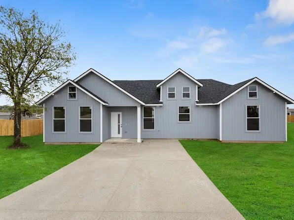 187 Cactus Canyon Dr, Bridgeport, TX 76426