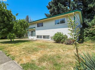 18721 SE Caruthers St, Portland, OR 97233