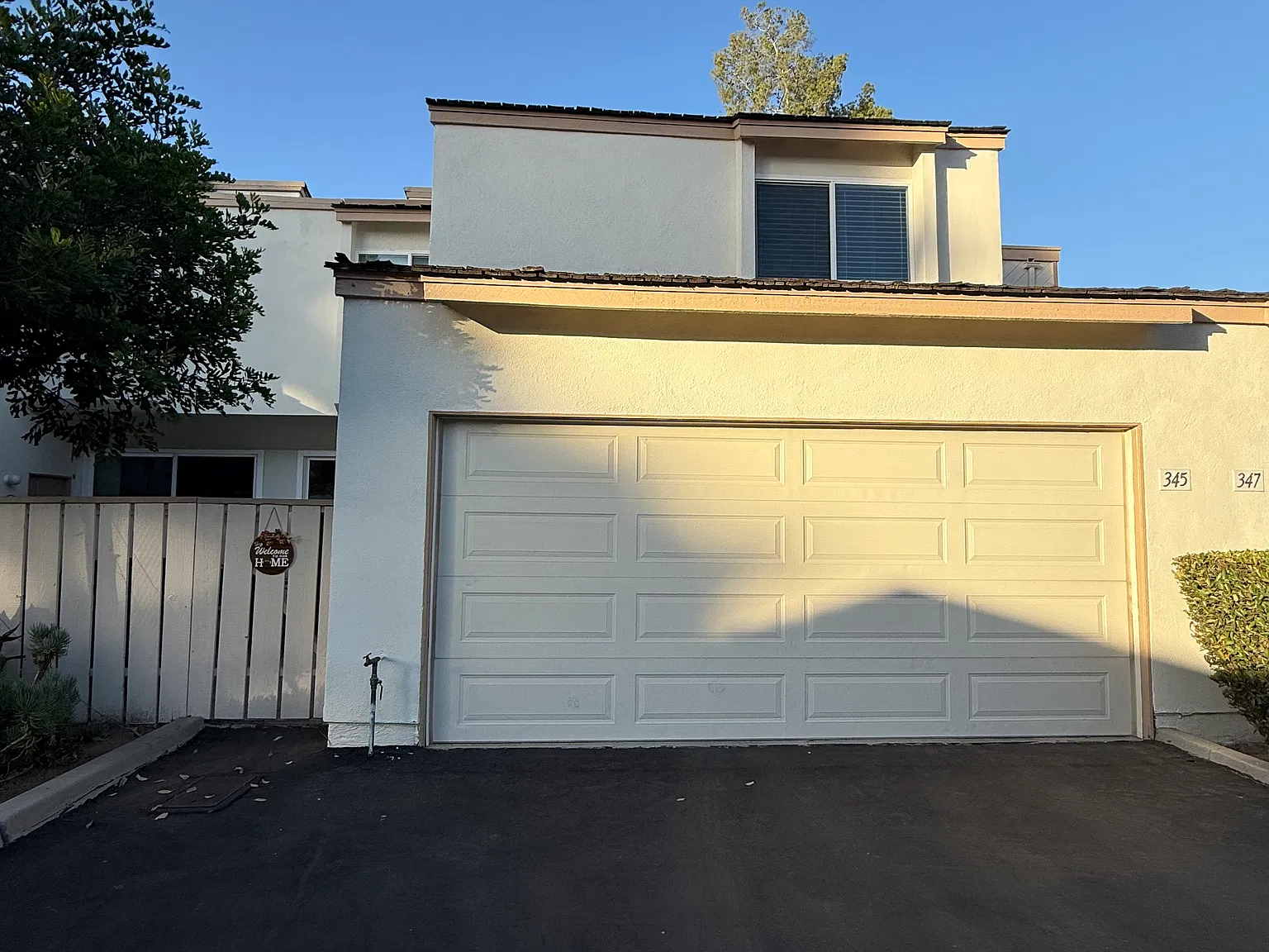 3 bed, 2.5 bath, 1447 sqft, $3,950 — Photo 2