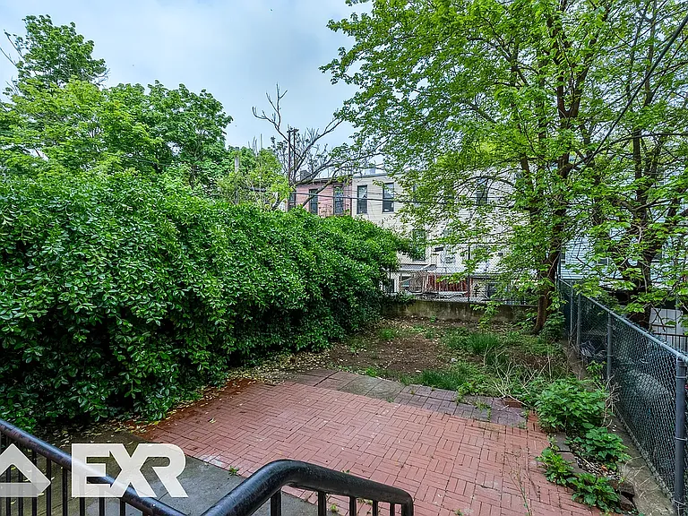 105 Pilling St #1 — Photo 8