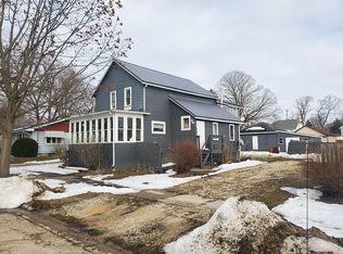 204 S Grape St, Morrison, IL 61270