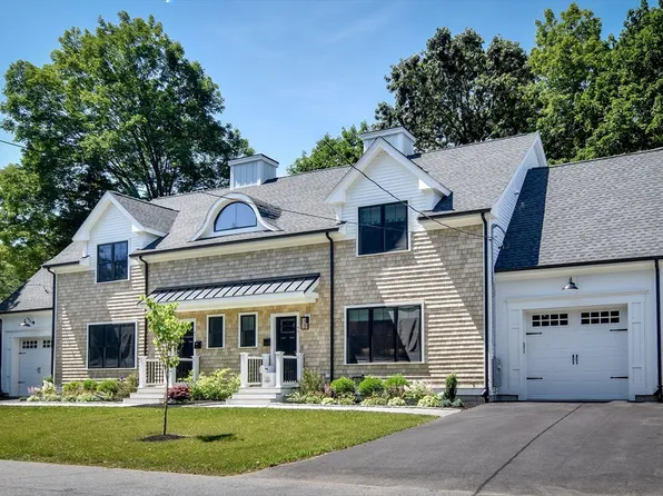 40 Park St #40, Medfield, MA 02052