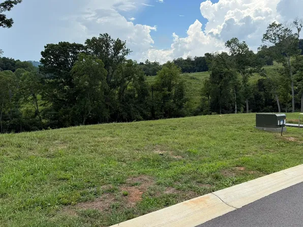 285 Cove Rd, Morristown, TN 37813