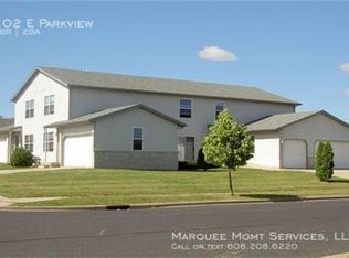 102 E Parkview St, Cottage Grove, WI 53527