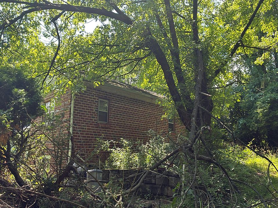 1st image of 1563 Welsh Rd