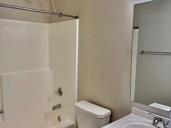5th image of 5865 El Cajon Blvd #5859-07