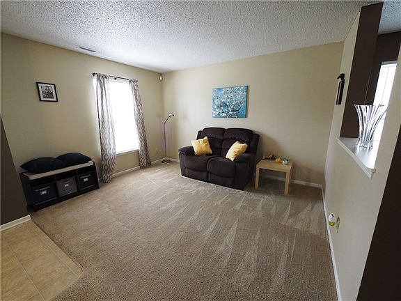 3rd image of 14248 Country Breeze Ln