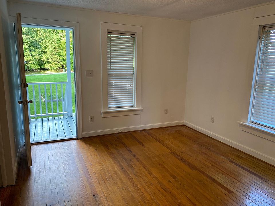 2nd image of 100 Pamela Dawn Dr