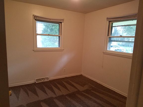 3rd image of 2123 19th Ave APT 3