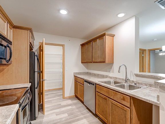 4th image of 8206 Starr Grass Dr APT 103