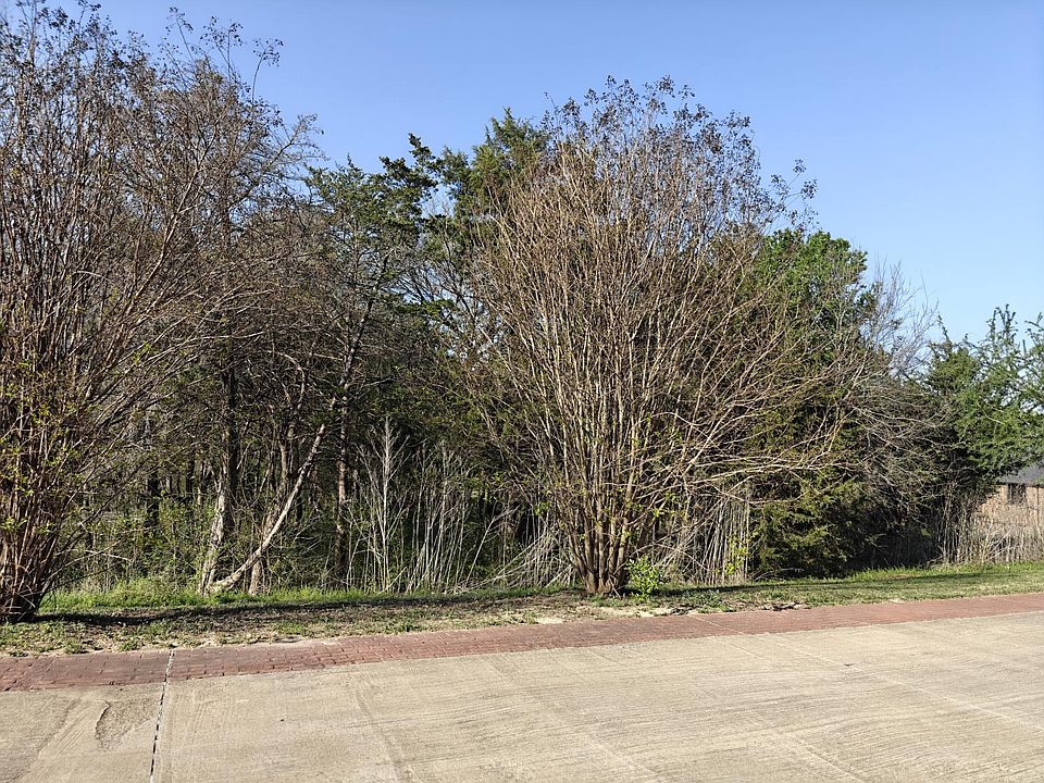 1st image of 4021 Waters Edge Dr