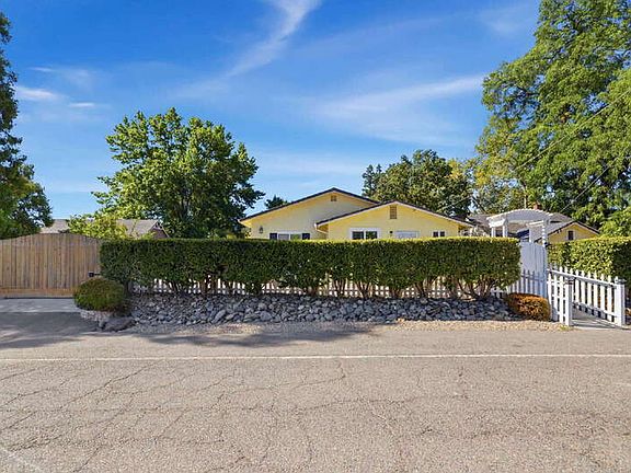 3rd image of 7852 Watson Way
