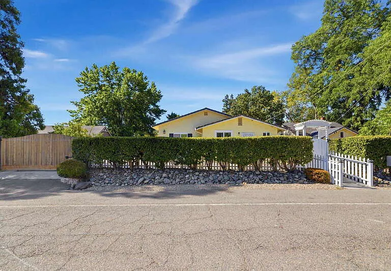 7852 Watson Way #STUDIO — Photo 3