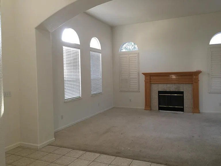 2419 Kaiser Way — Photo 7