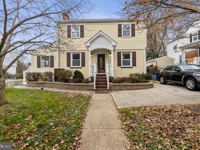 2711 E West Hwy, Chevy Chase, MD, 20815