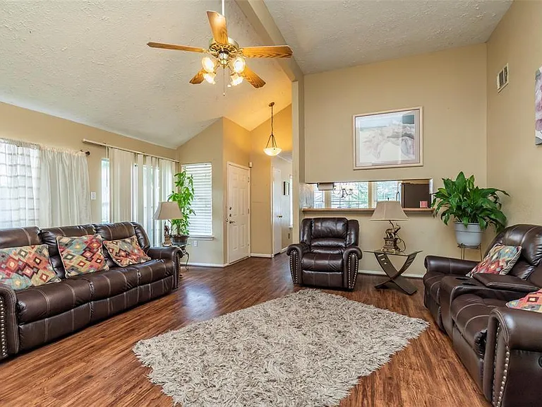 12210 Westwold Dr — Photo 16
