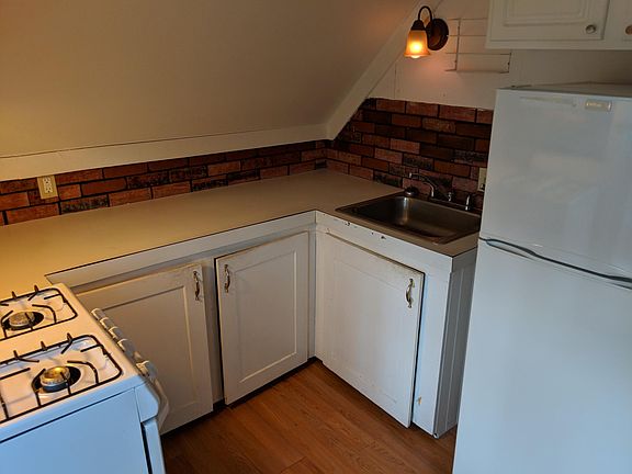 5th image of 14 Branch Ave #3