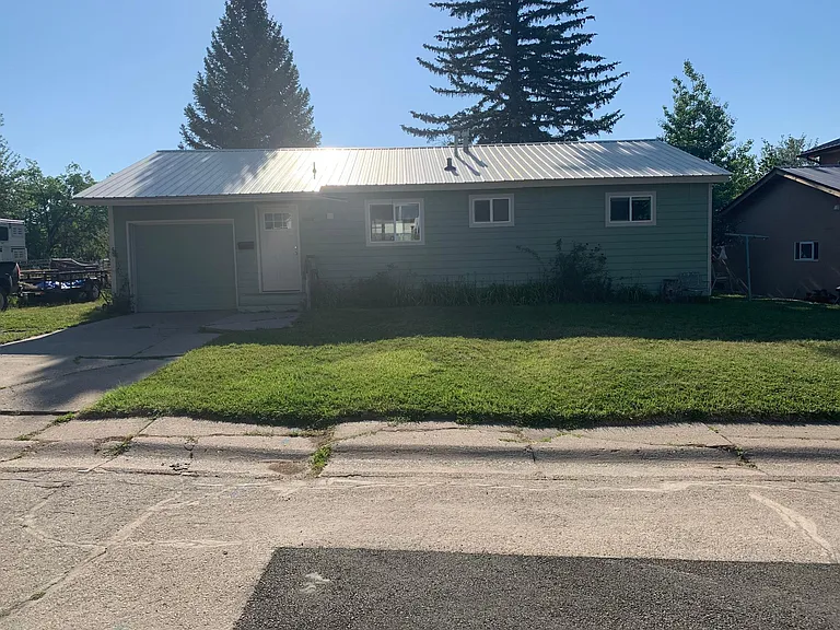2020 Highland Ave — Photo 9