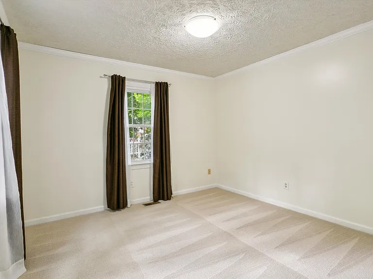 2905 Richard Pace N — Photo 18