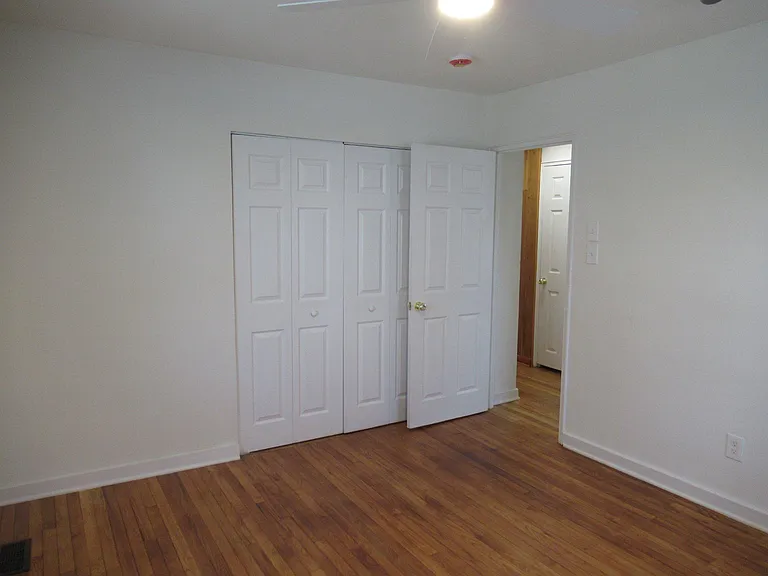 2306 S Columbus St — Photo 8
