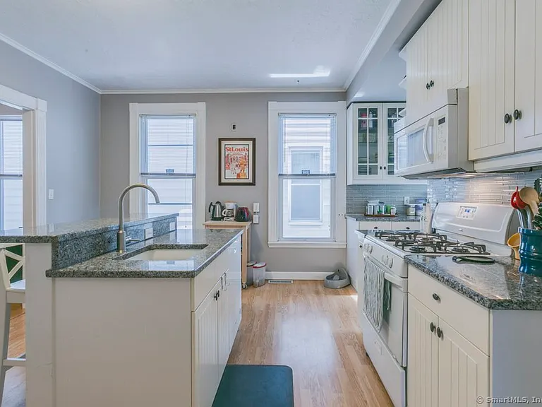 28 Edwards St #1 — Photo 11