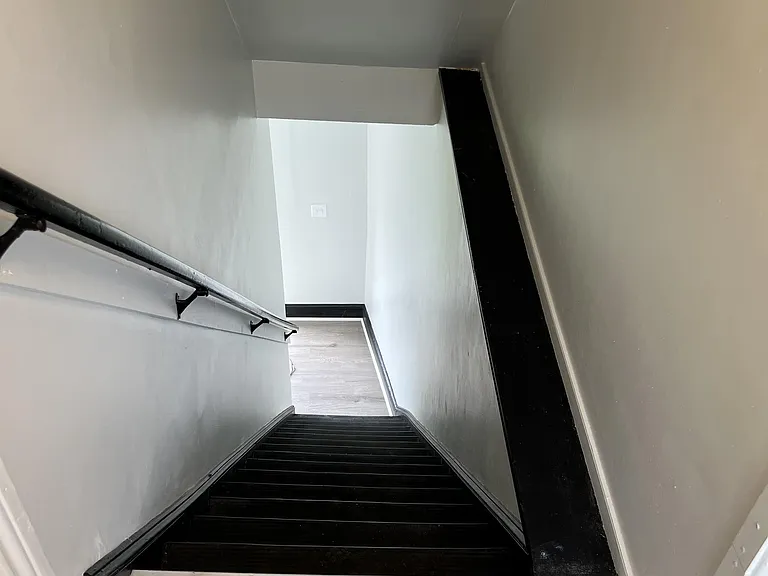 71 Pleasant St #4 — Photo 7