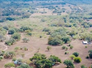 Causey Ln, Cuero, TX 77954